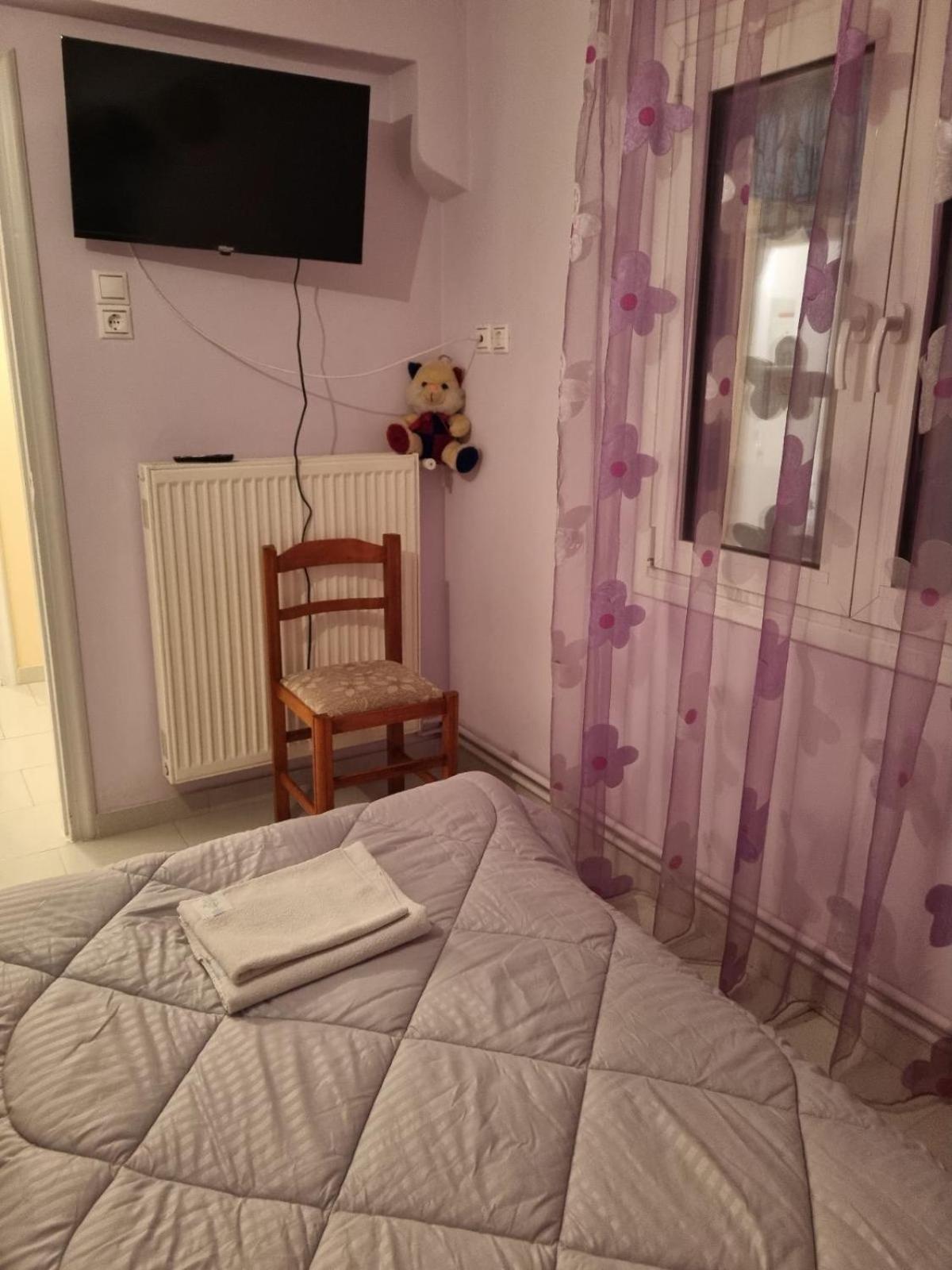 Κεντρικό, Άνετο Και Ζεστό Διαμέρισμα カメナブルナ エクステリア 写真